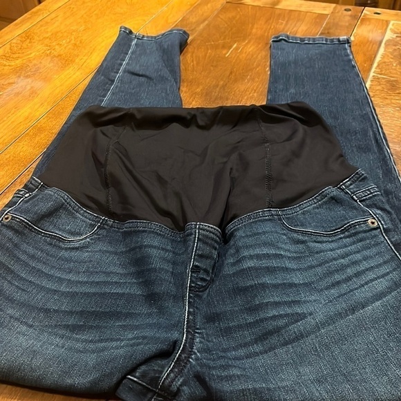 Isabella Maternity Jeans - Picture 1 of 4